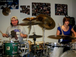 Treffen der Generationen Workshop in Harry's Drumschool 2009