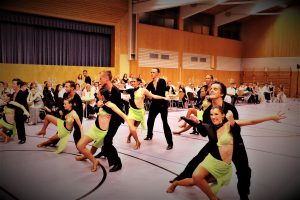 WeDance Sommer Tanzball mit der Groundlift Band 2023