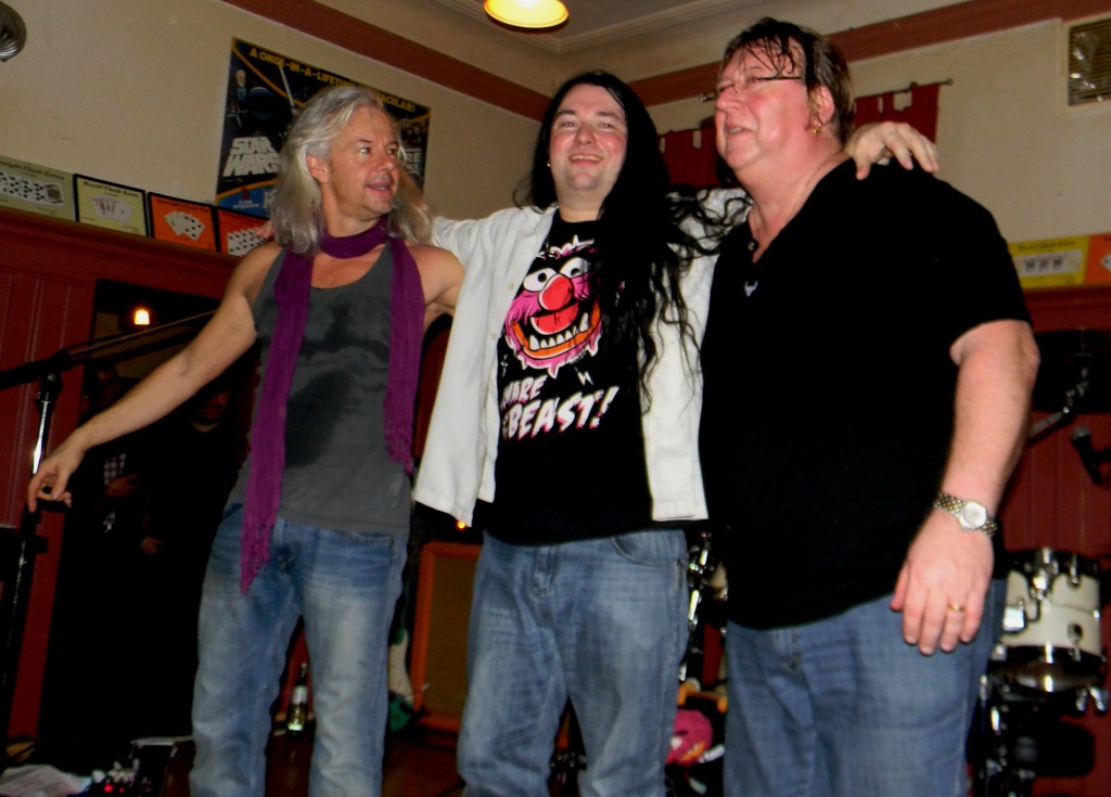 Hermann Skibbe, Harry Reischmann und Werner Saumweber mit Skibbe in Höchstädt 2012