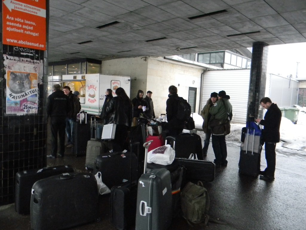 Gregorian 2011 - Trainstation Tallin - Nighttrain Tallin / Moscow