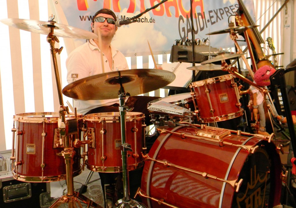 Harry Reischmann 2011 with Maybach in Ulm