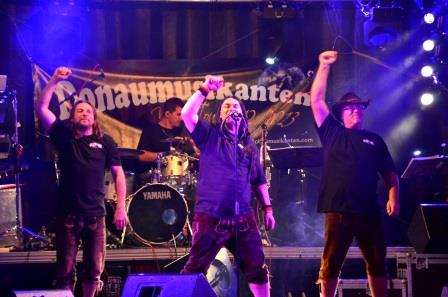 DONAUMUSIKANTEN – 205 Tour 2014